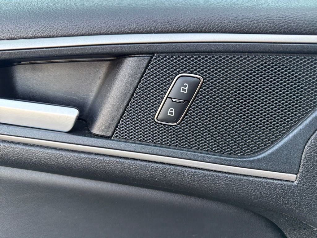 Used 2024 Ford Edge SEL image 24