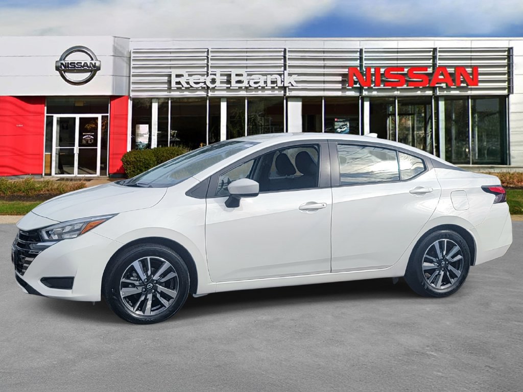 Used 2025 Nissan Versa SV FWD image 6