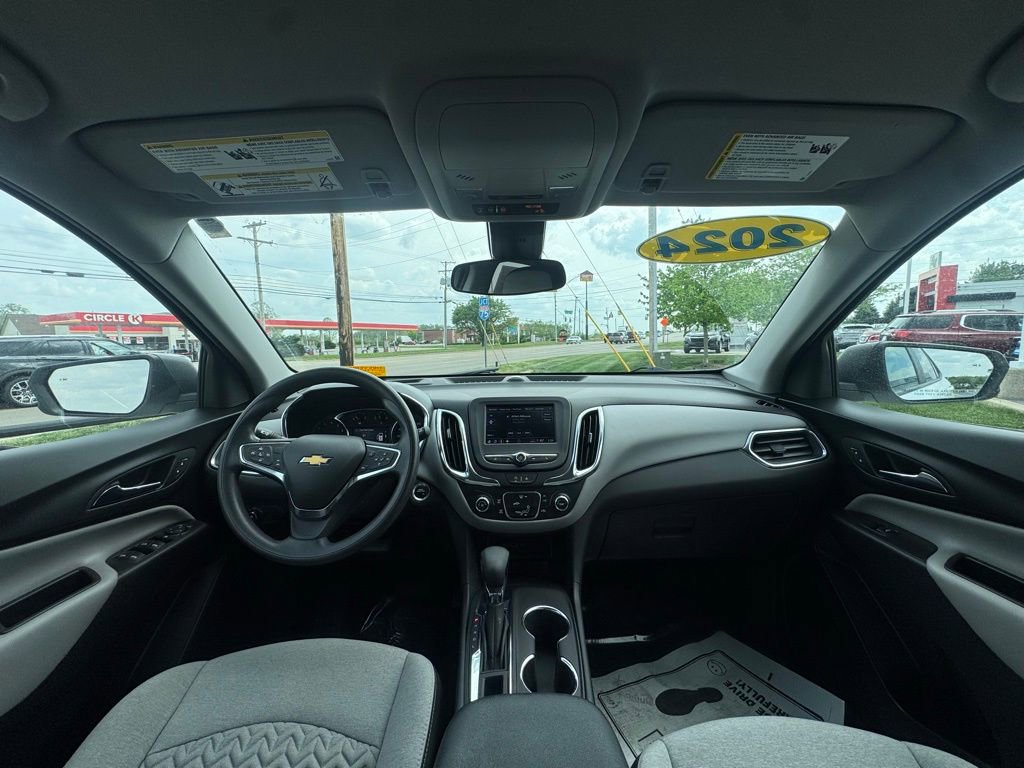 Used 2024 Chevrolet Equinox LS w/ LS Convenience Package FWD image 9