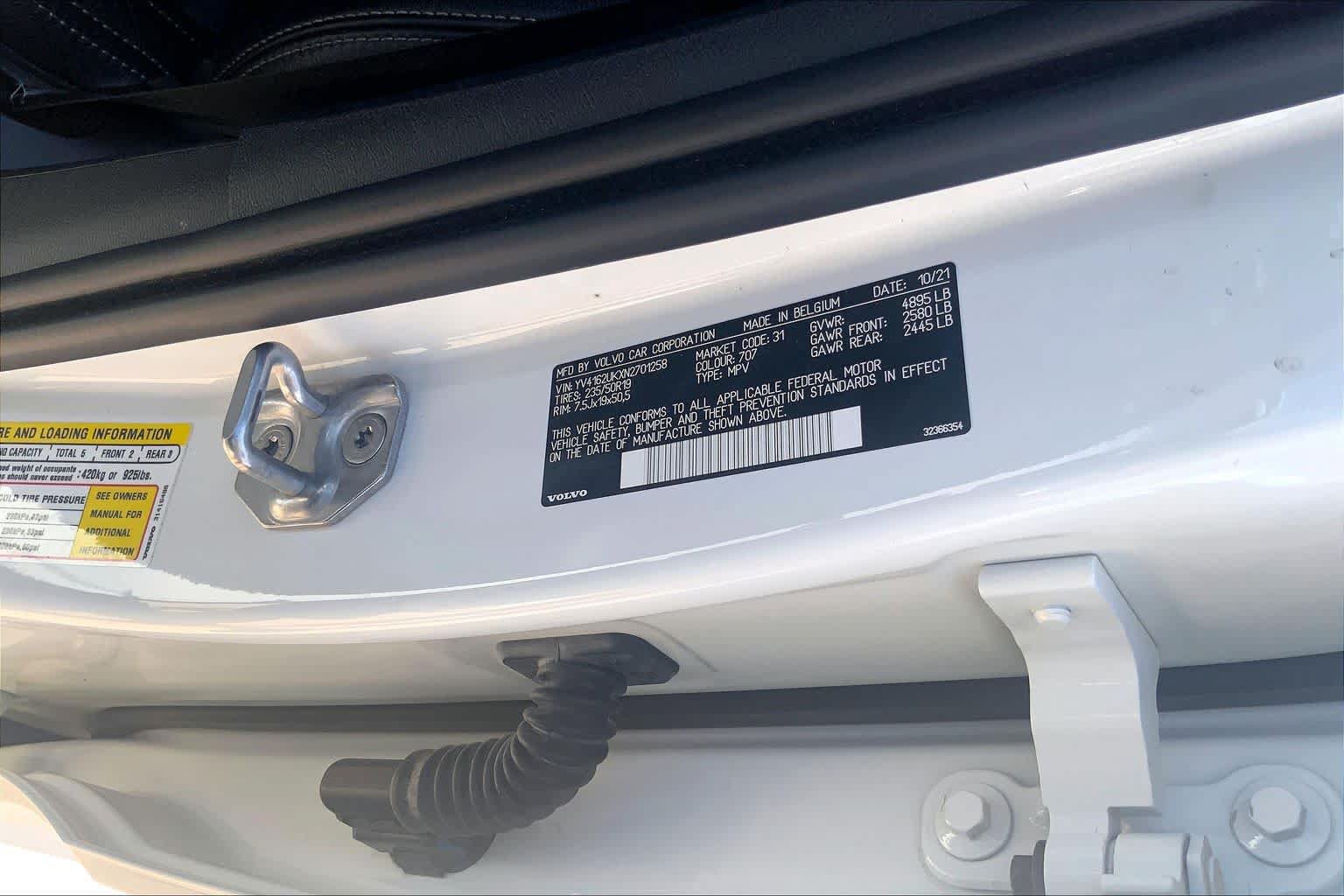 Used 2022 Volvo XC40 T5 Momentum AWD/4WD image 34