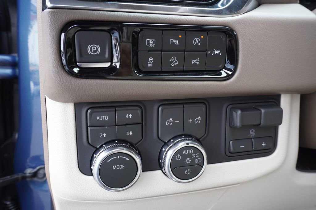 New 2026 GMC Yukon Denali image 19