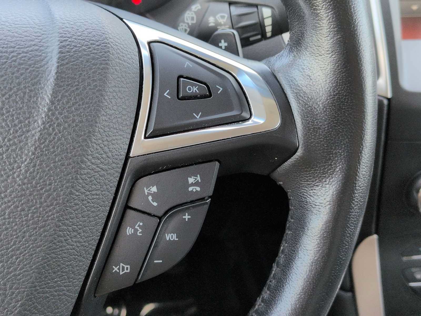 Used 2015 Ford Edge SEL w/ Equipment Group 201A FWD image 25