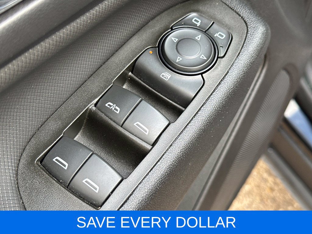 Used 2024 Chevrolet Equinox RS w/ RS Leather Package FWD image 10