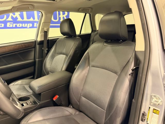 Used 2018 Subaru Outback 2.5i Limited AWD/4WD image 47