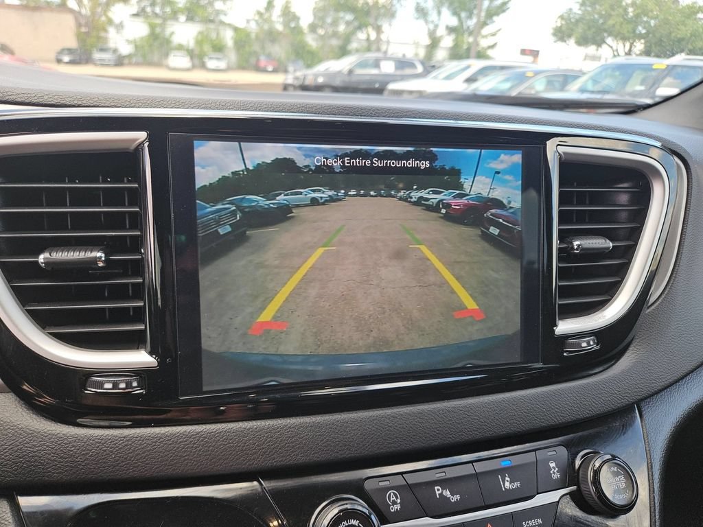 Used 2025 Chrysler Pacifica Select FWD image 21