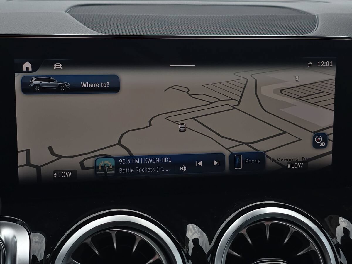 New 2026 Mercedes-Benz GLB 250 image 22