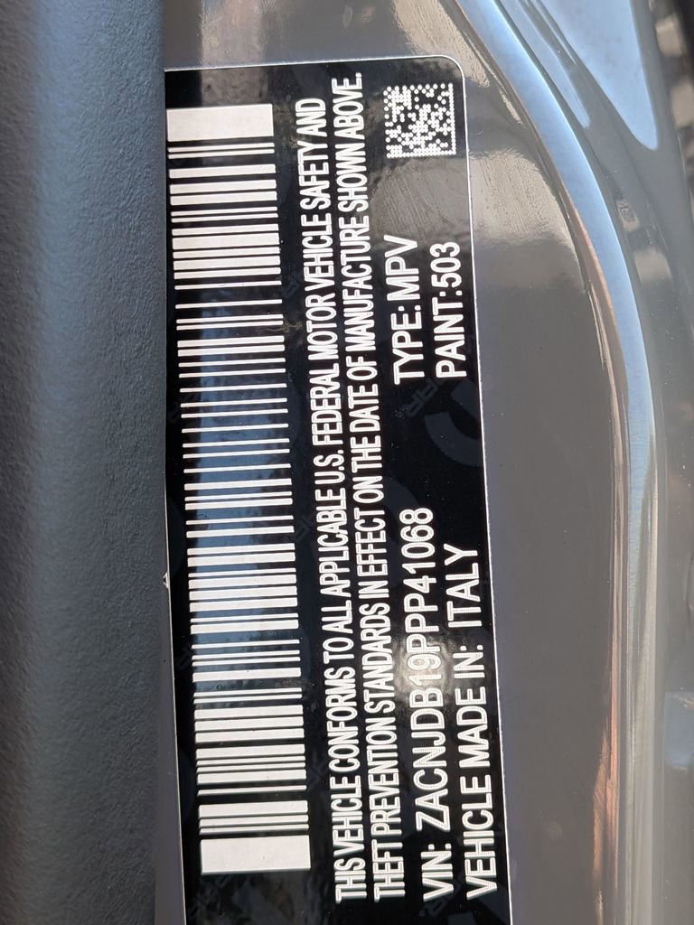 Used 2023 Jeep Renegade Latitude AWD/4WD image 30