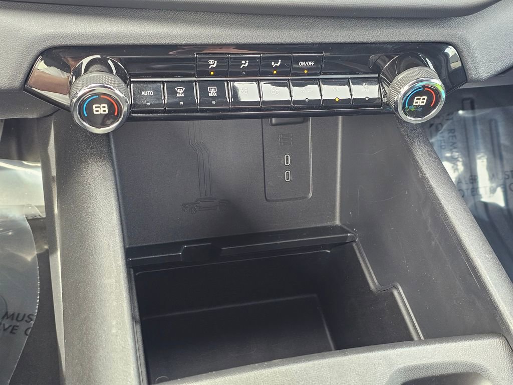 Used 2024 Chevrolet Silverado EV W/T AWD/4WD image 31