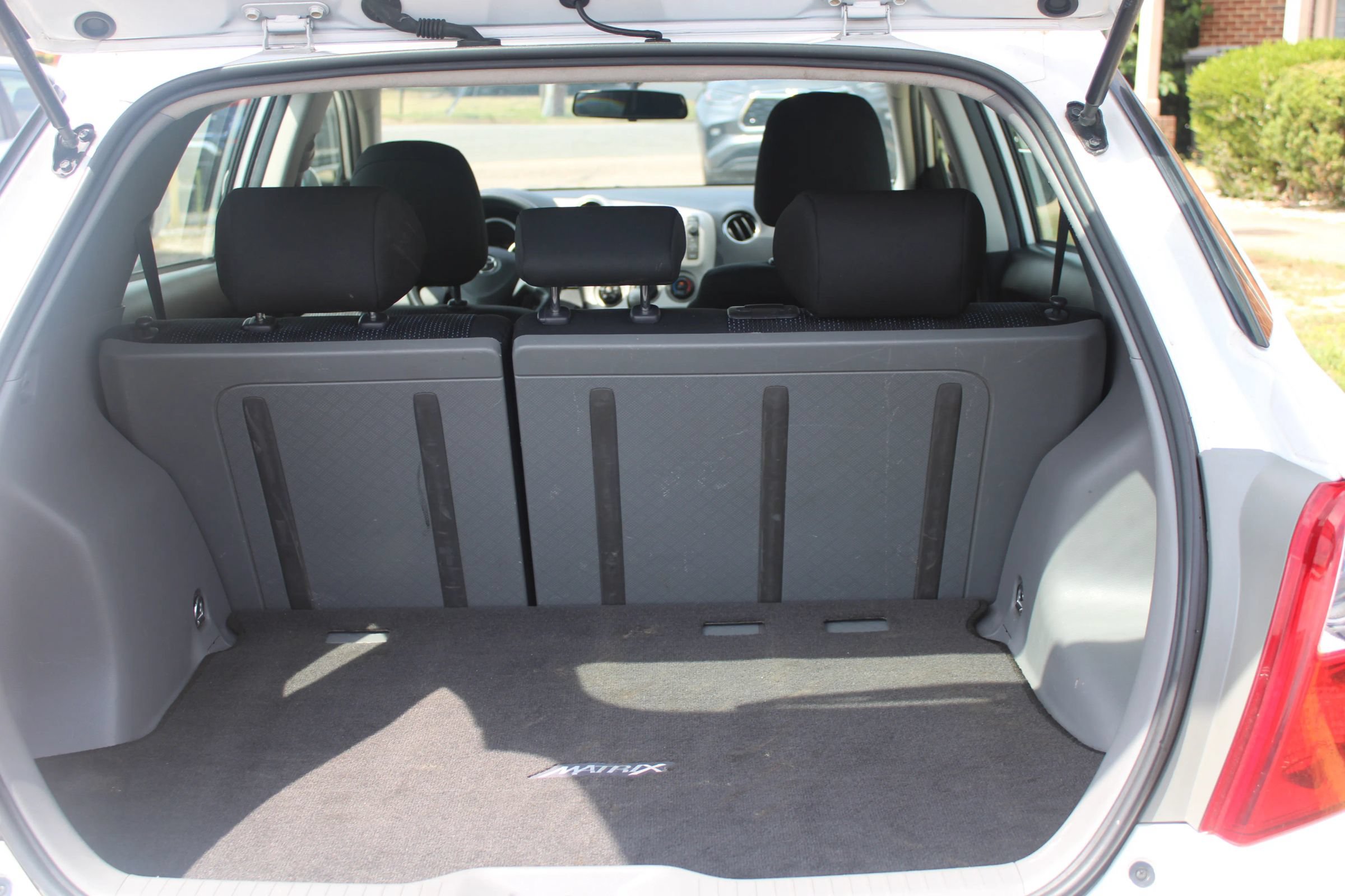 Used 2009 Toyota Matrix S w/ Preferred Accessory Pkg FWD image 21