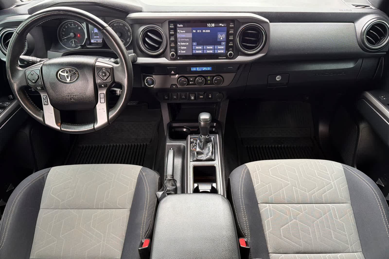 Used 2021 Toyota Tacoma TRD Sport w/ Technology Package RWD image 3