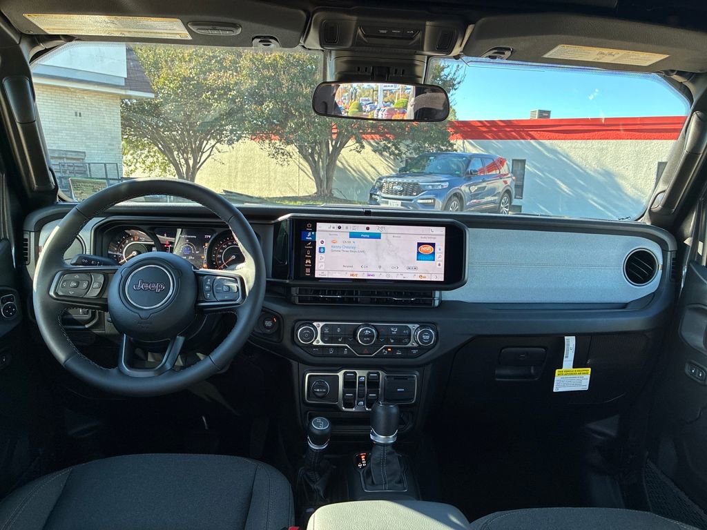 New 2025 Jeep Gladiator Sport image 12