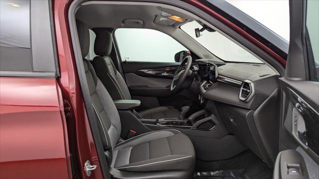 Used 2025 Chevrolet TrailBlazer LT image 19