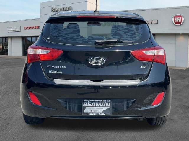 Used 2017 Hyundai Elantra GT FWD image 6