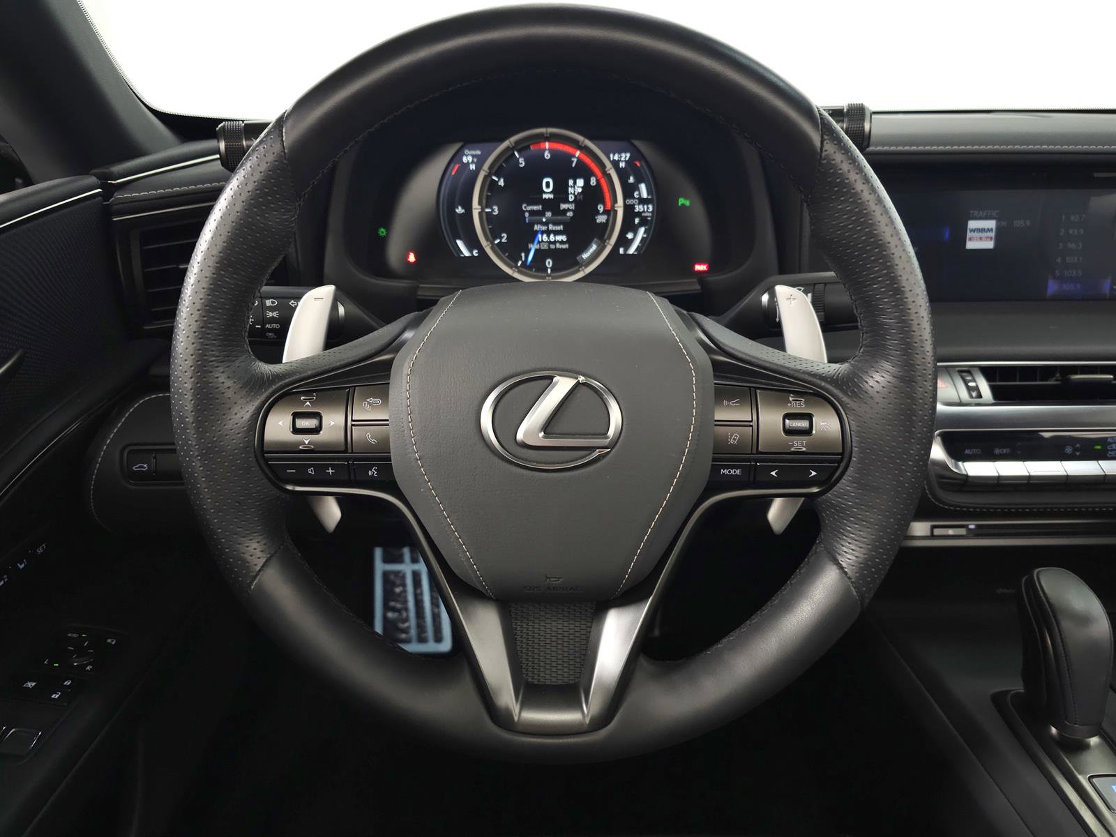 Used 2023 Lexus LC 500 Convertible image 18