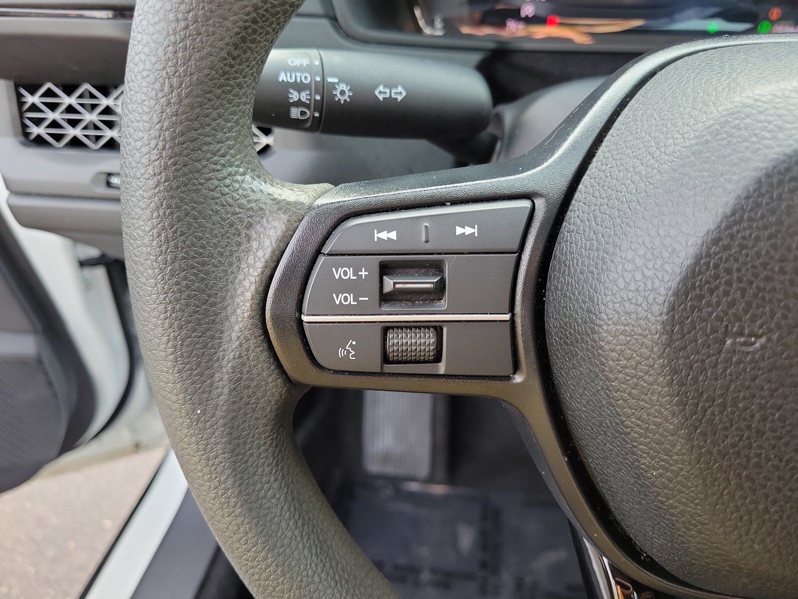 Used 2024 Honda Accord LX image 18