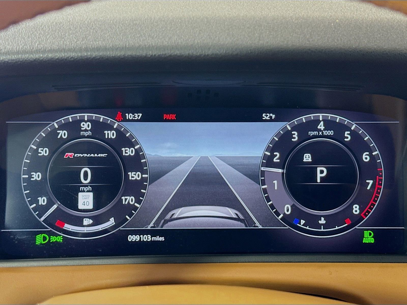 Used 2018 Land Rover Range Rover Velar AWD/4WD image 16