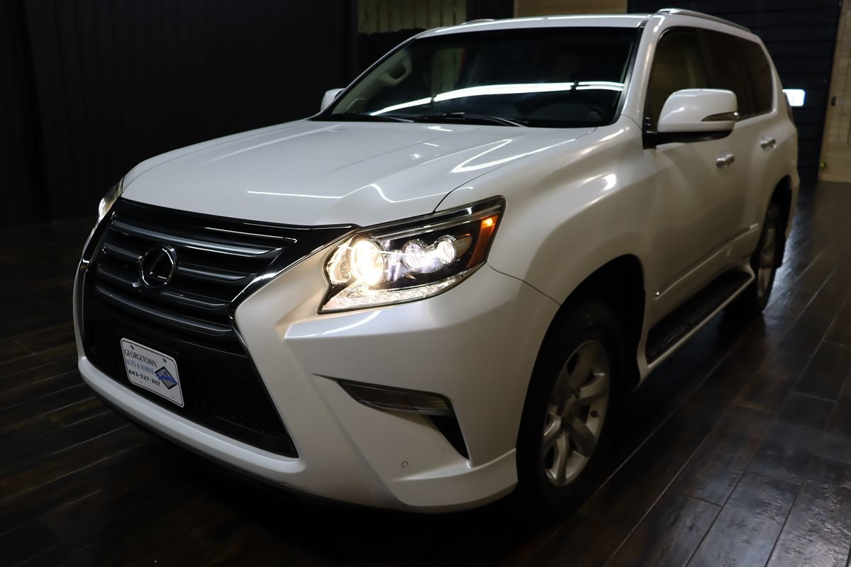 Used 2017 Lexus GX 460 w/ Navigation Package AWD/4WD image 6