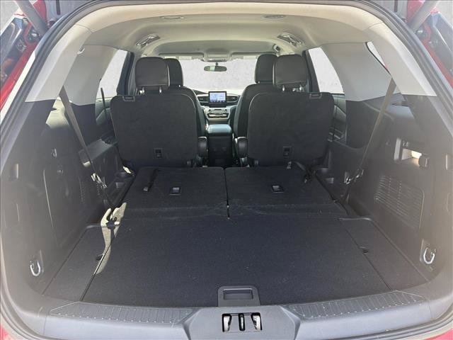 Used 2023 Ford Explorer XLT w/ Equipment Group 202A RWD image 21