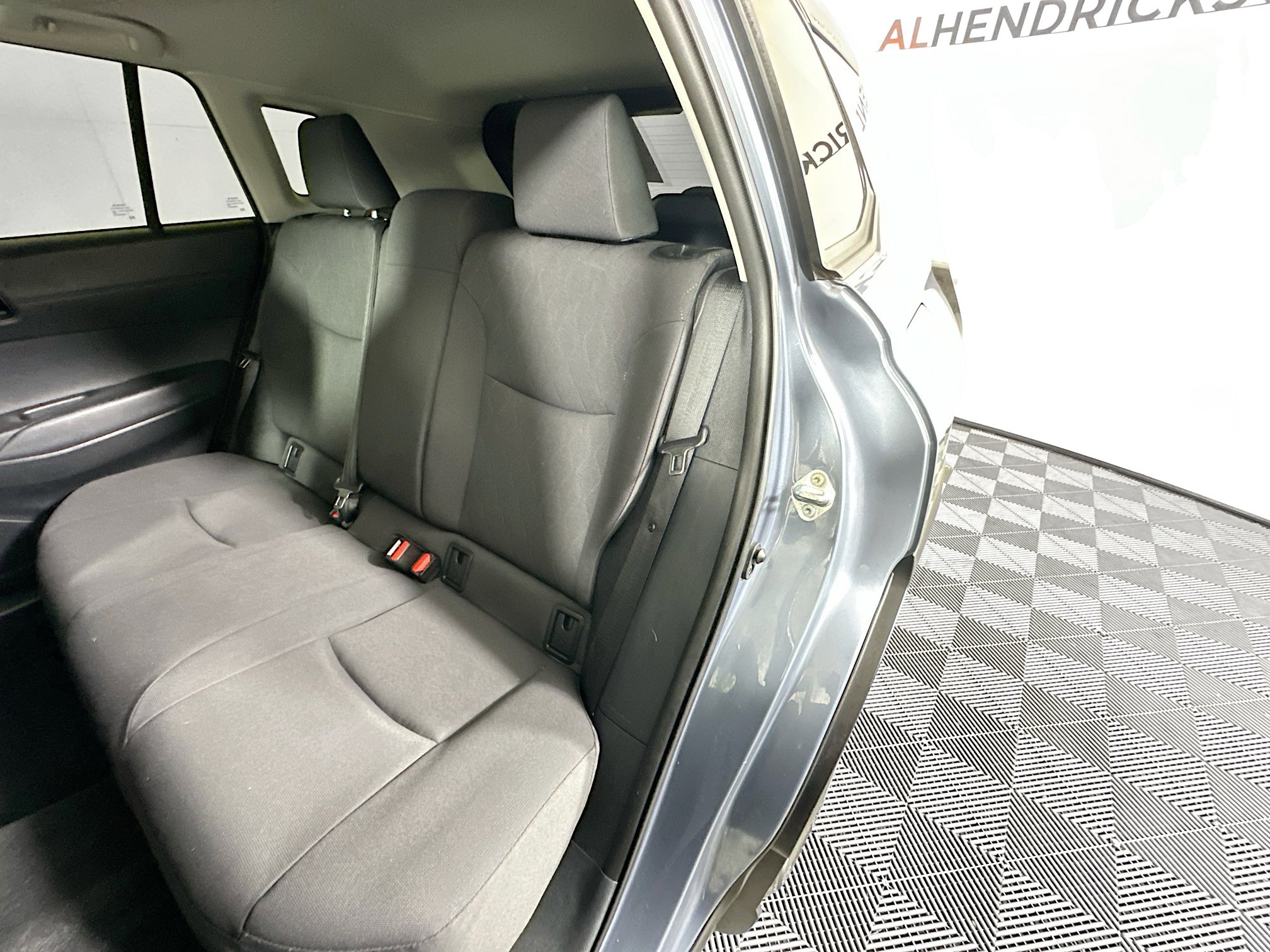 Used 2022 Toyota Corolla Cross LE image 26