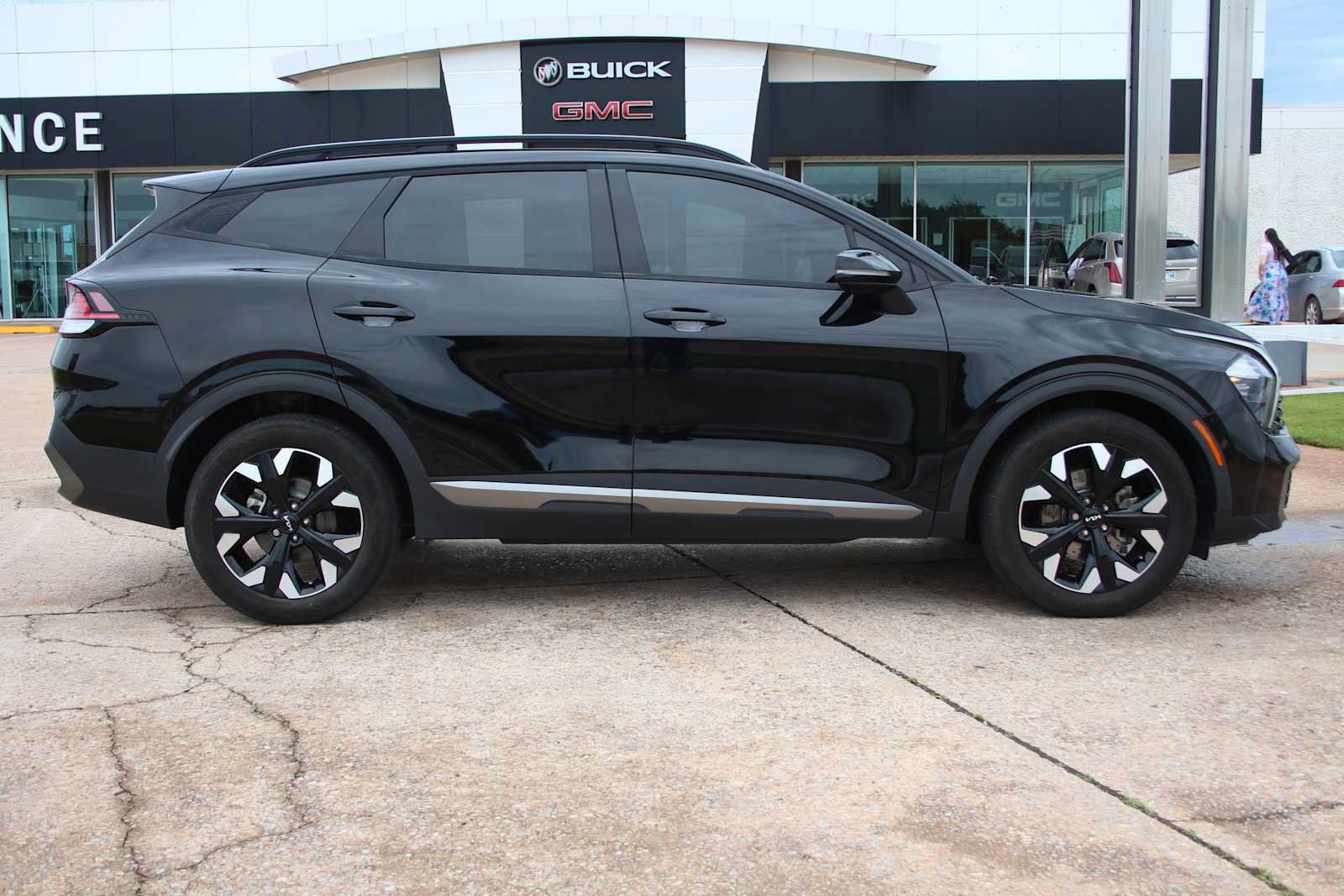 Used 2023 Kia Sportage X-Line w/ X-Line Premium Package AWD/4WD image 14