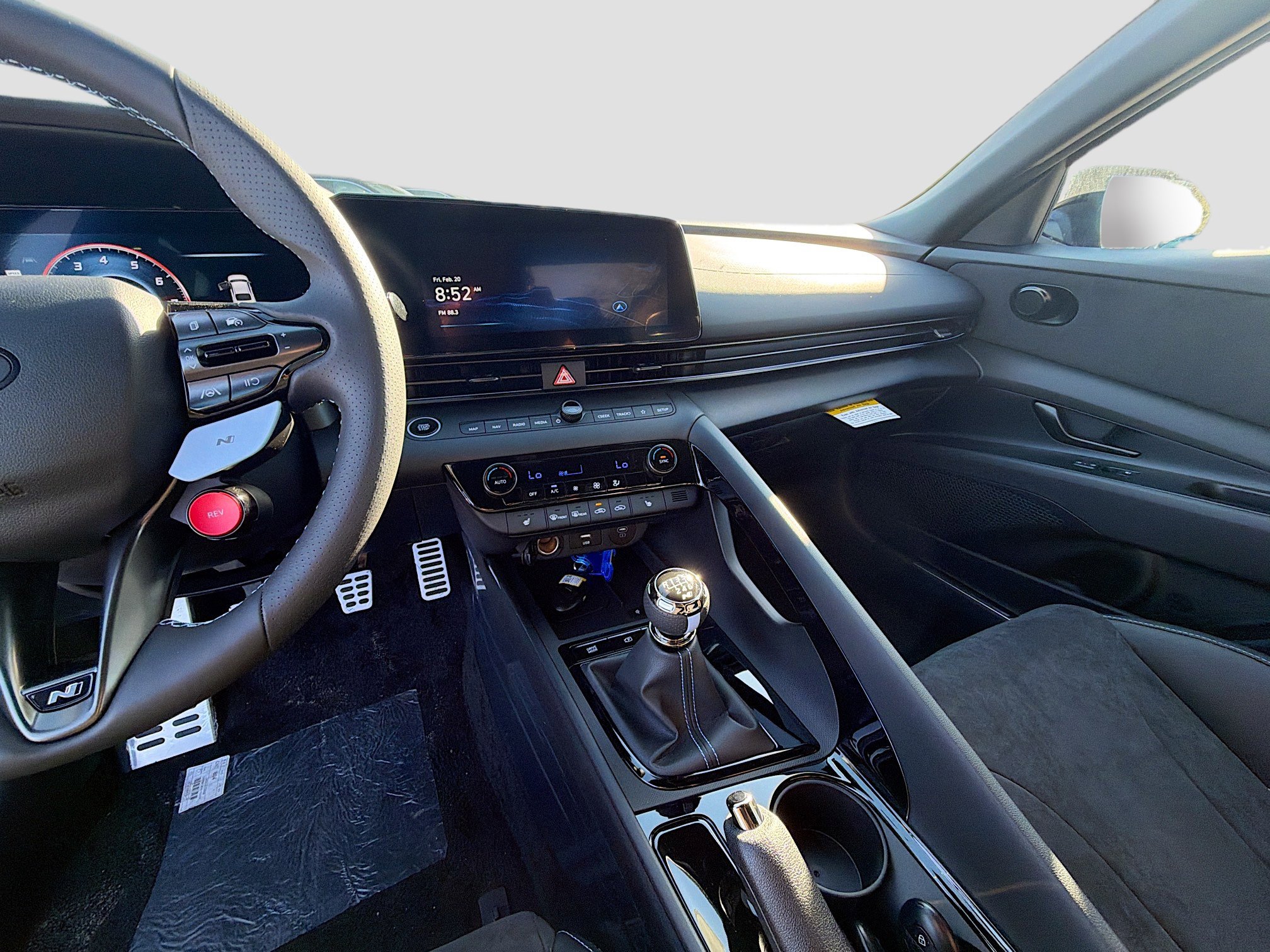 New 2026 Hyundai Elantra N FWD image 24