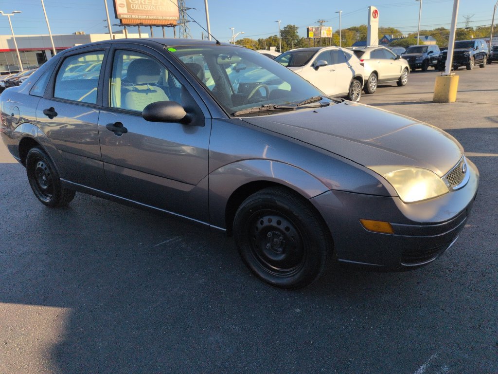 Used 2007 Ford Focus ZX4 Sedan FWD image 7