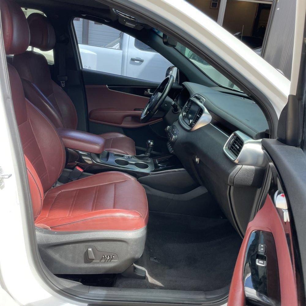 Used 2016 Kia Sorento SX FWD image 10