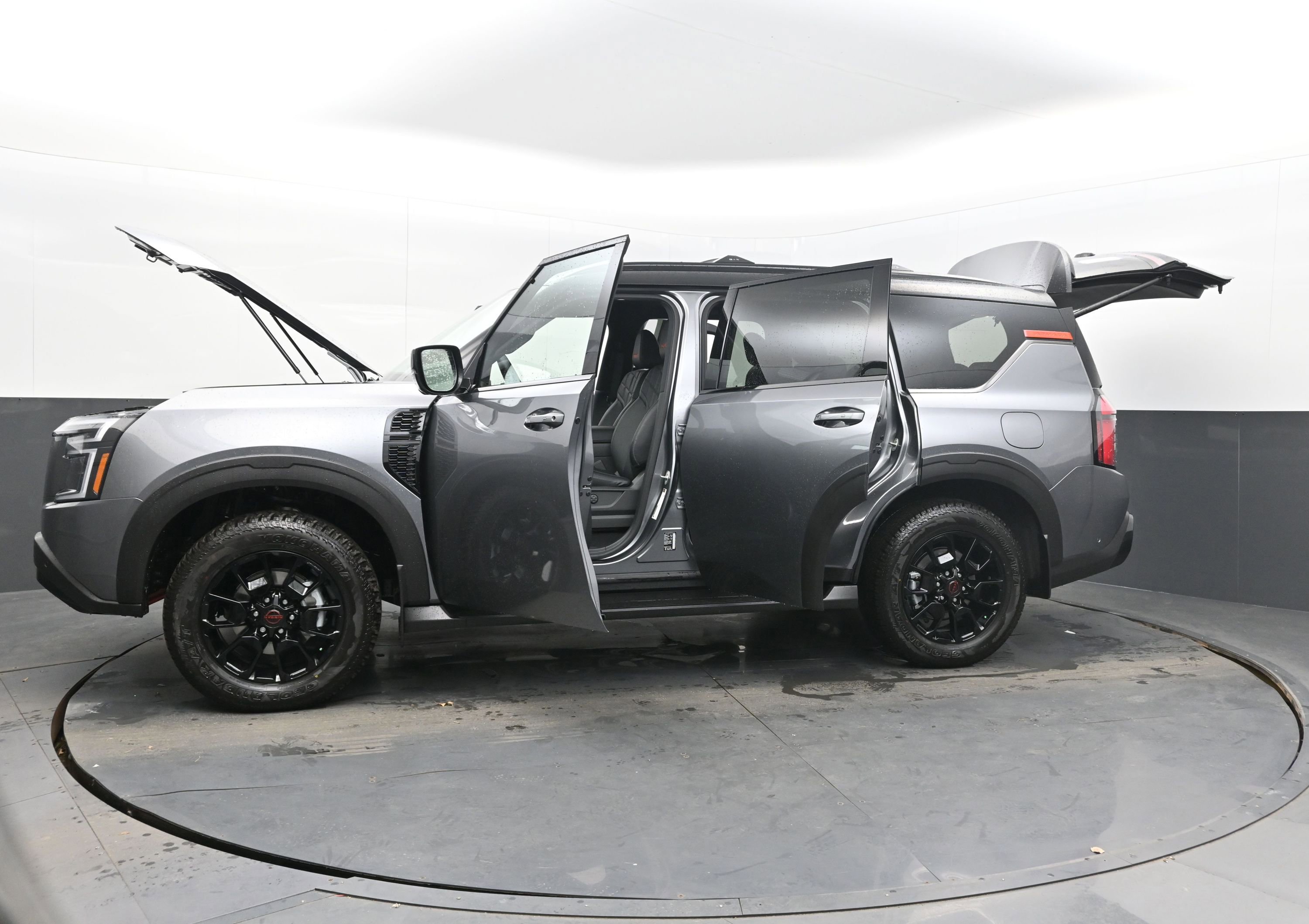 New 2026 Nissan Armada PRO-4X image 43