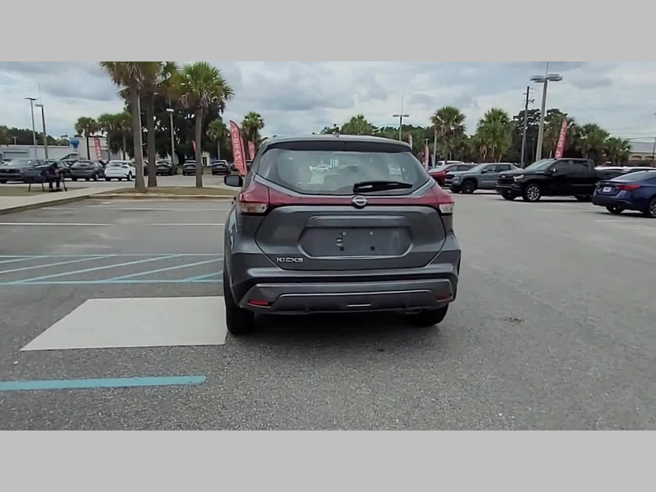 New 2025 Nissan Kicks Play S image 30