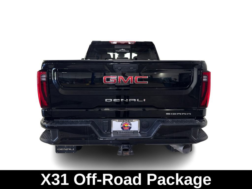 Used 2024 GMC Sierra 3500 Denali w/ Denali Reserve Package image 12