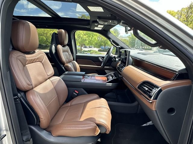 New 2024 Lincoln Navigator L Reserve AWD/4WD image 27