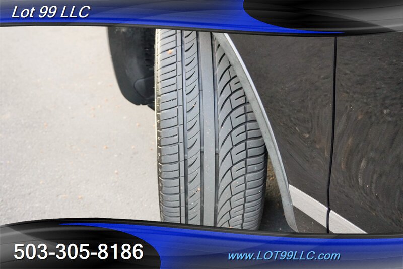 Used 2013 Volkswagen Touareg Executive AWD/4WD image 4