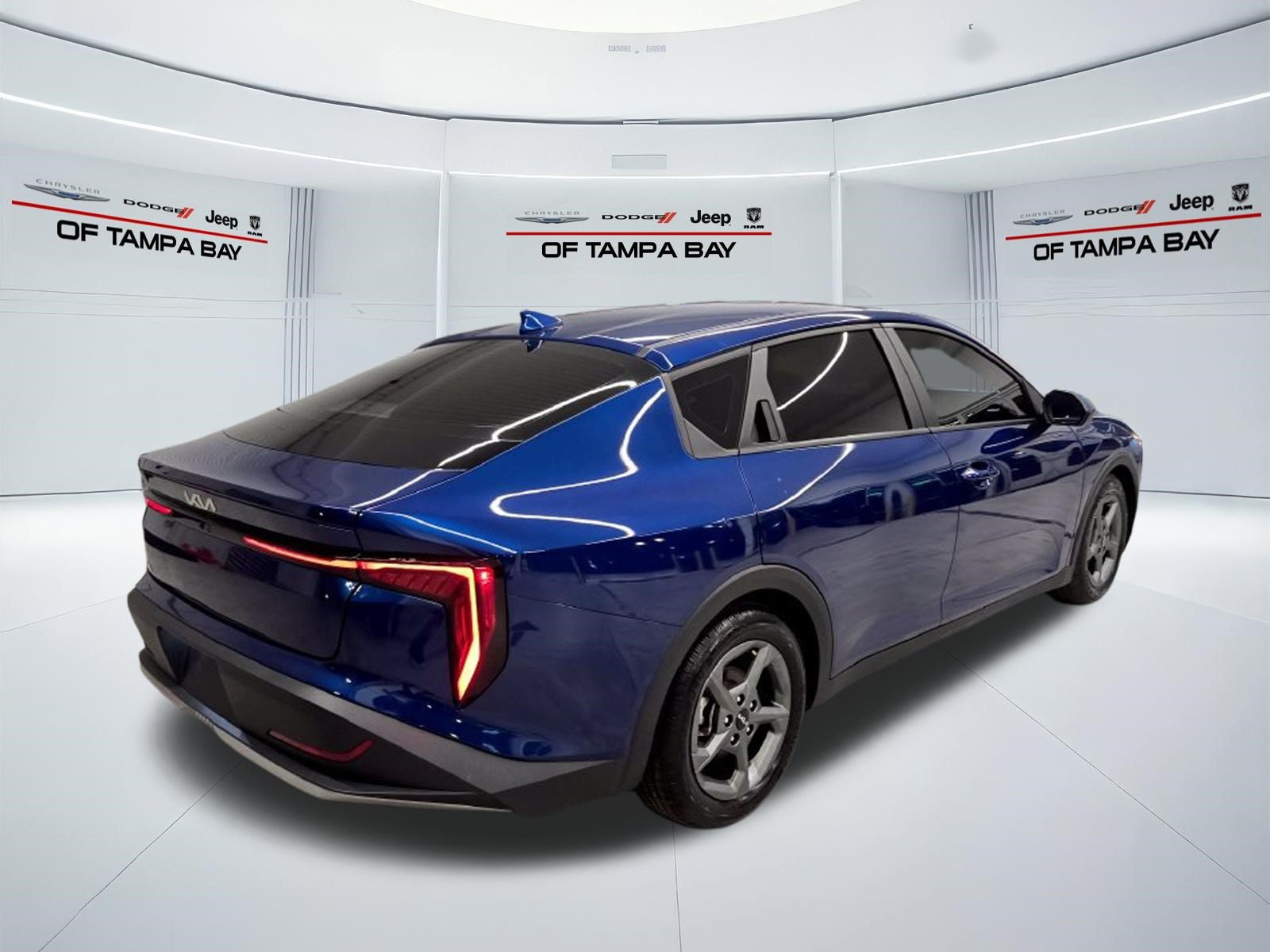 Used 2025 Kia K4 FWD image 5