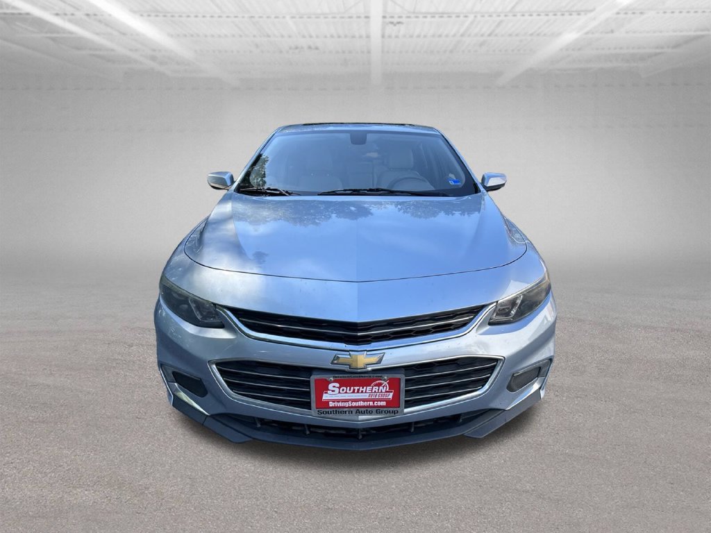 Used 2017 Chevrolet Malibu Premier w/ Premier Sun and Wheel Package FWD image 12