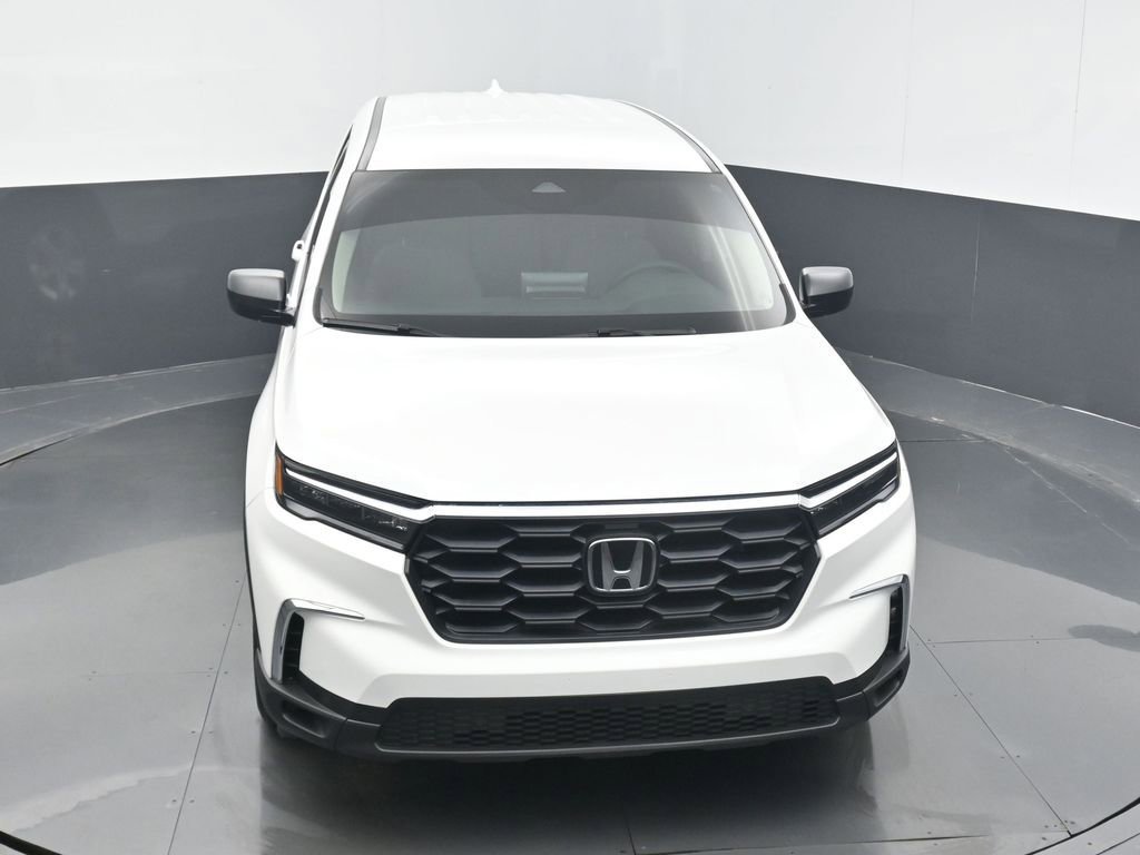 Used 2024 Honda Pilot LX image 6