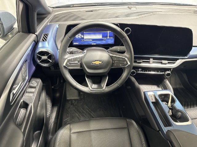 Used 2024 Chevrolet Equinox EV LT FWD image 15