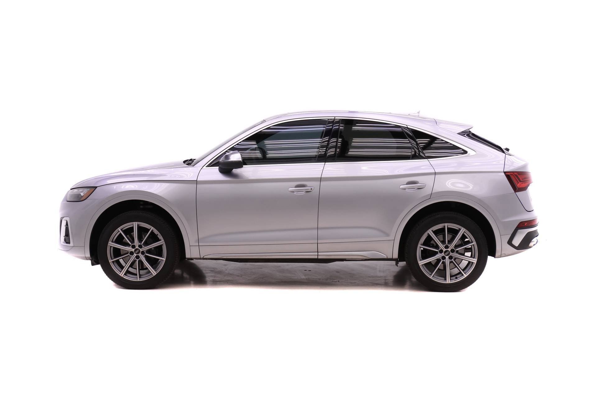 Certified 2022 Audi SQ5 Premium Plus w/ Premium Plus Package image 3