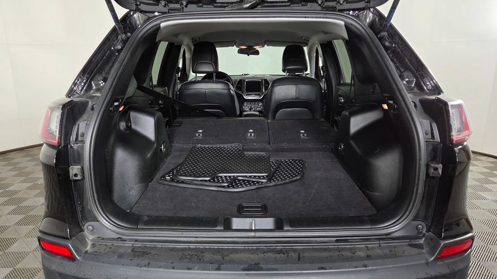 Used 2020 Jeep Cherokee Trailhawk AWD/4WD image 11