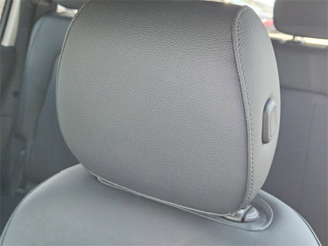 Used 2023 Mercedes-Benz EQB 300 4MATIC image 14