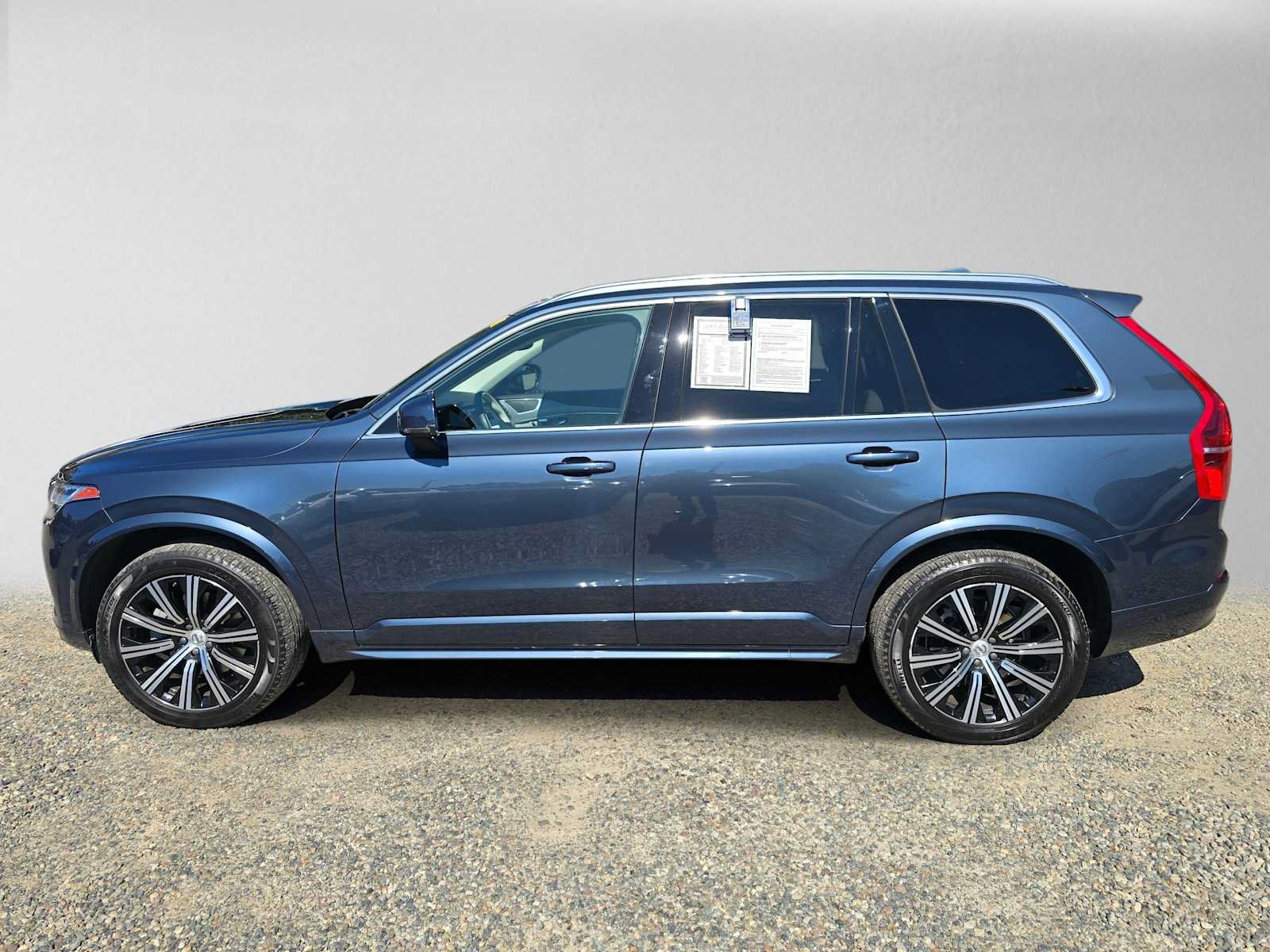Used 2023 Volvo XC90 B5 Core w/ Protection Package Premier AWD/4WD image 6