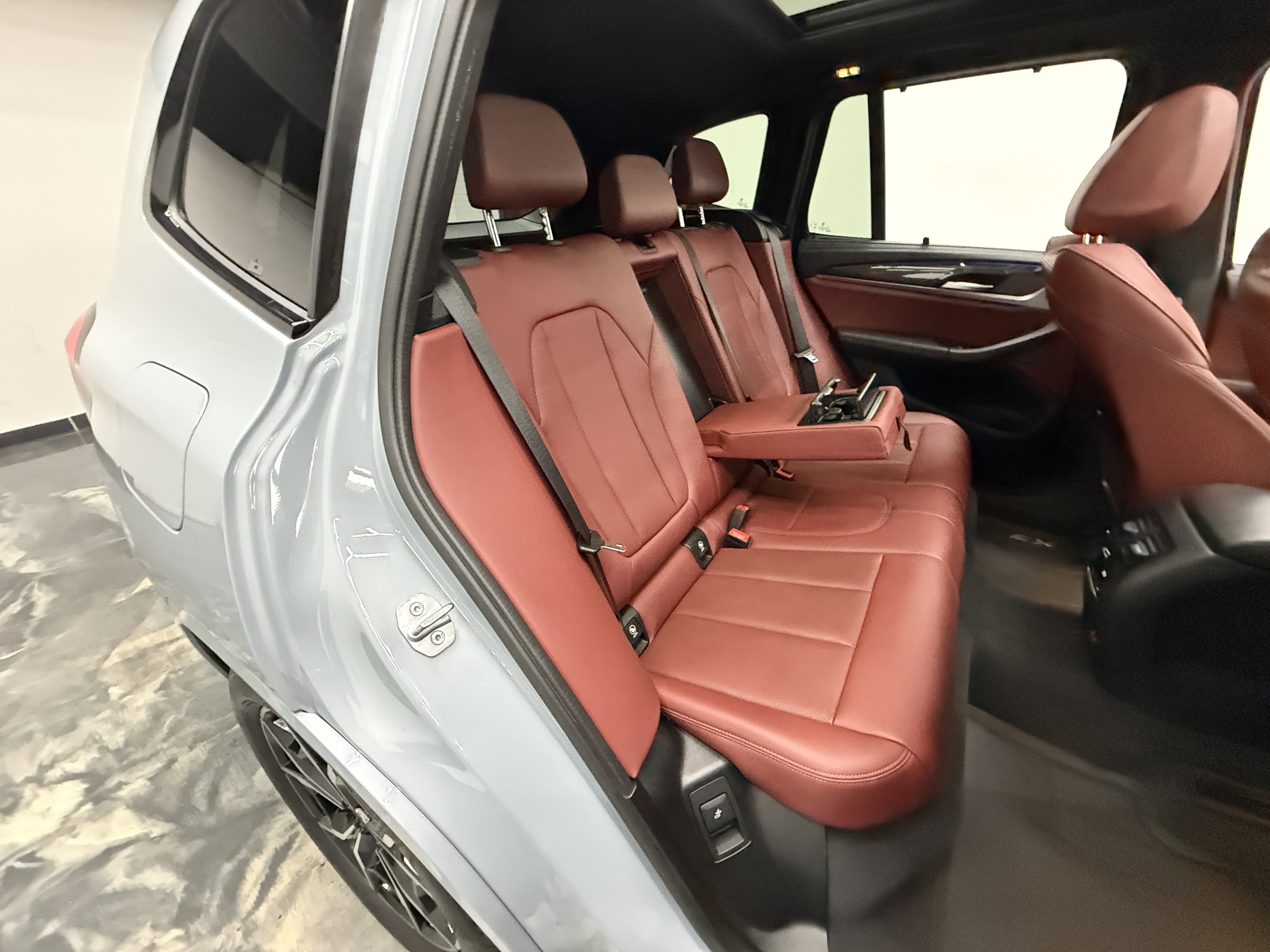 Used 2023 BMW X3 M40i image 28