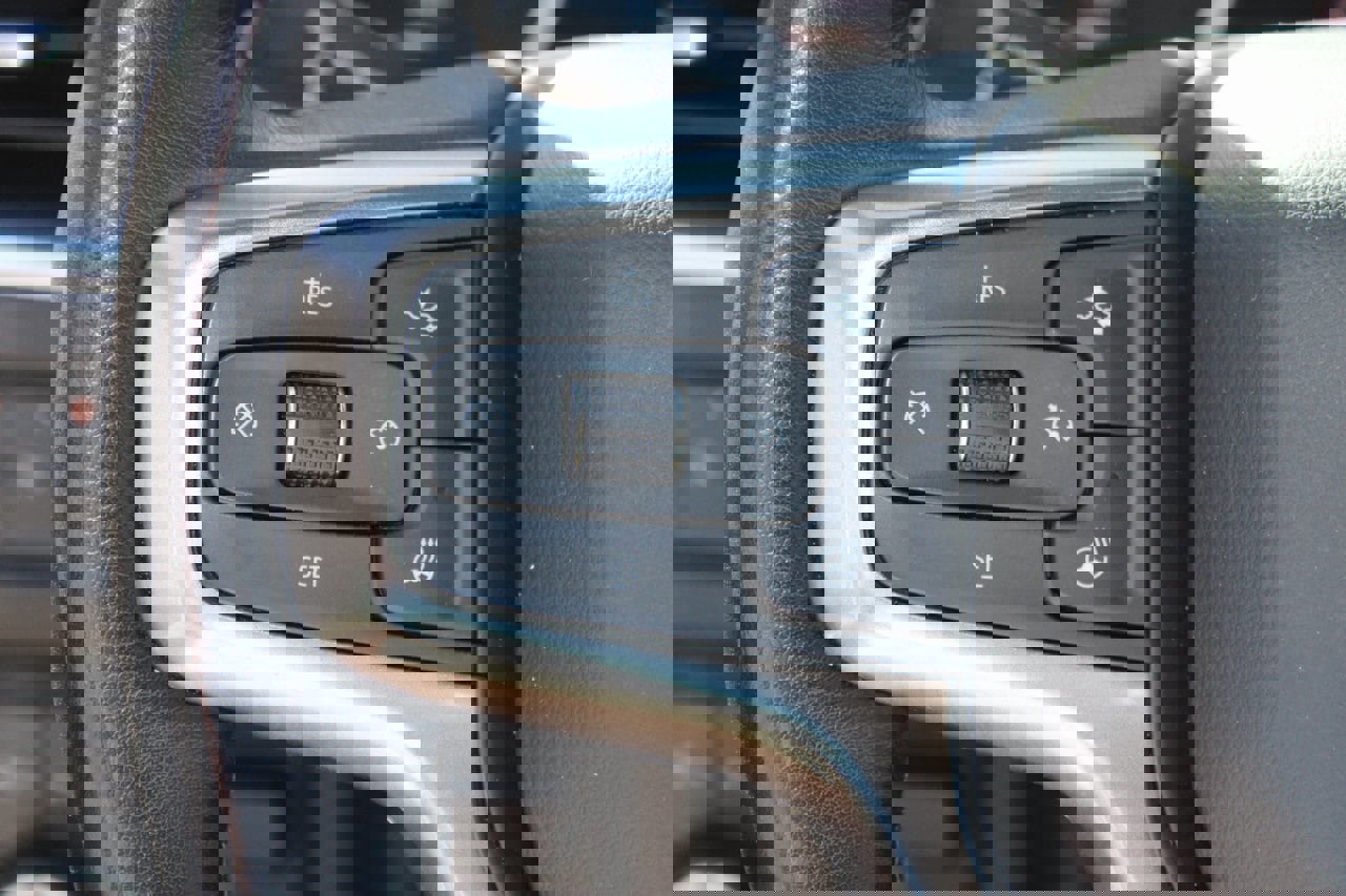 Used 2021 Chevrolet Tahoe Premier w/ Premium Package image 14