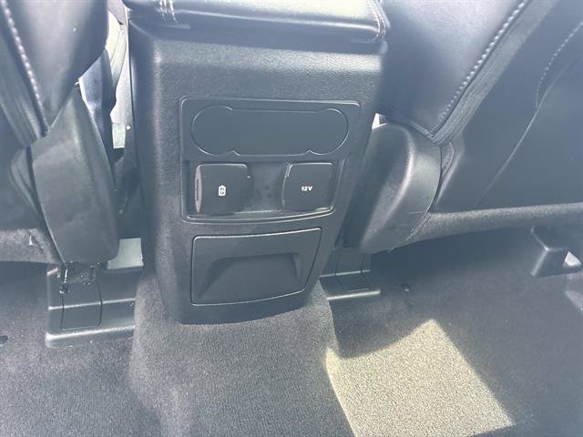 Used 2023 Ford Explorer XLT w/ Equipment Group 202A AWD/4WD image 35