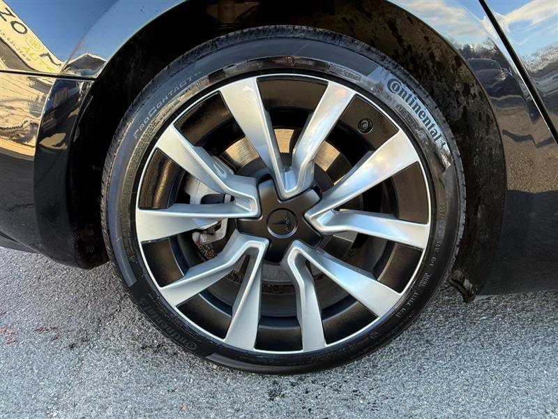 Used 2024 Tesla Model 3 image 5