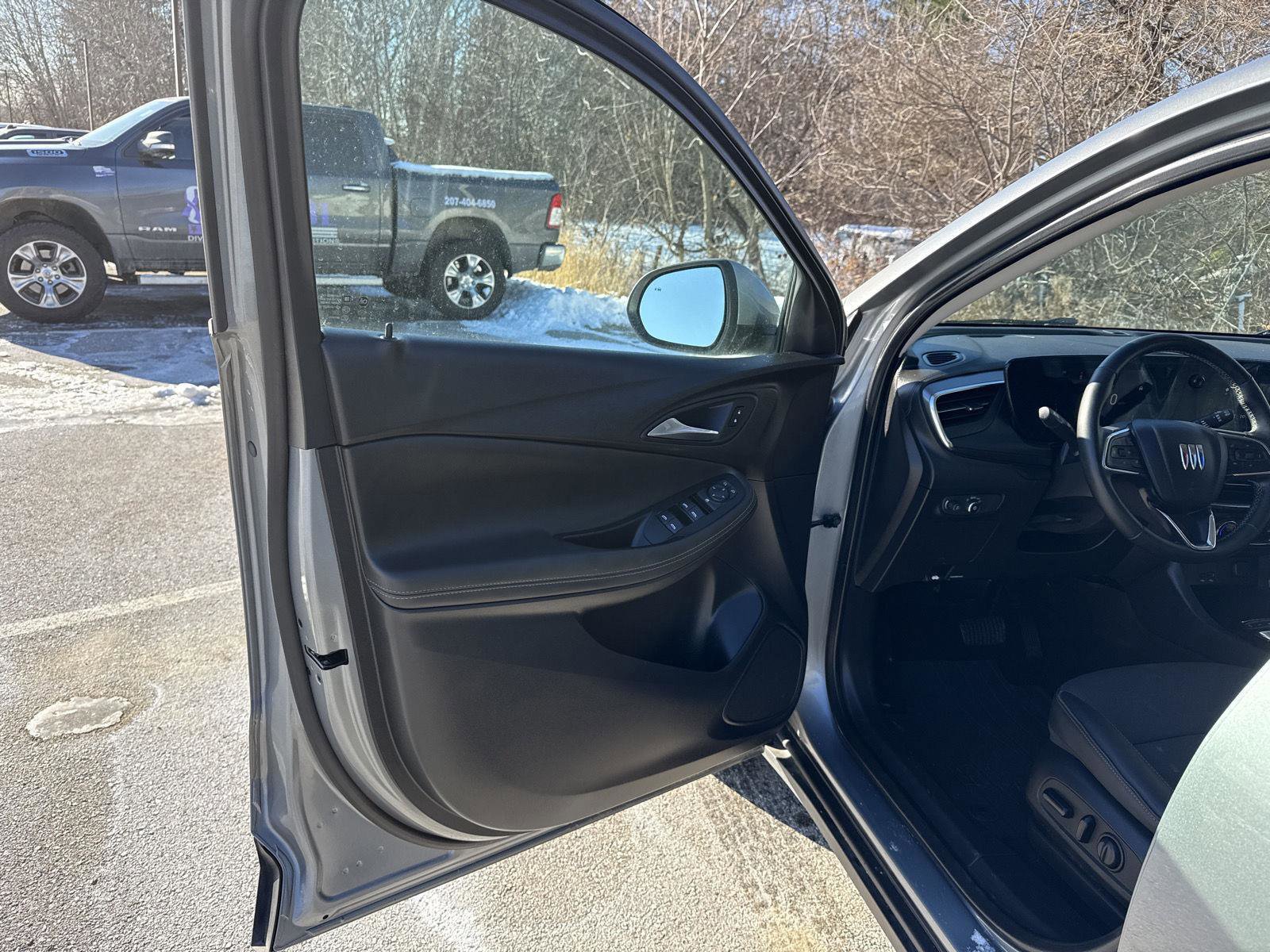 Used 2024 Buick Encore GX Preferred w/ Comfort Package image 10