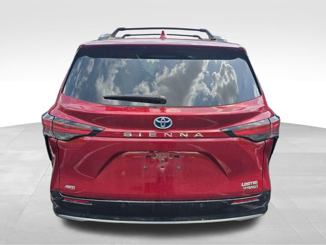 Used 2024 Toyota Sienna Limited AWD/4WD image 8