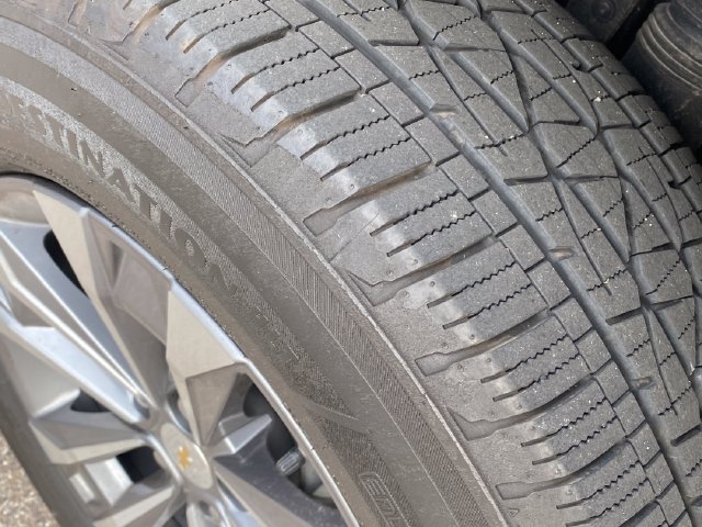 Used 2025 Chevrolet Equinox LT FWD image 10