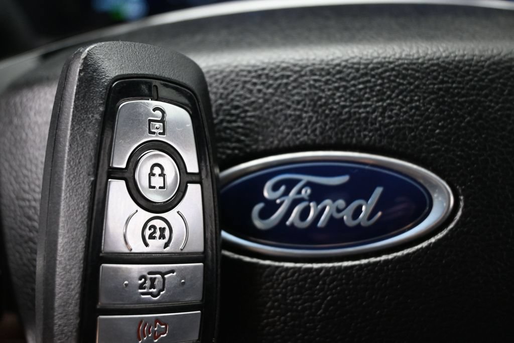 Used 2023 Ford Explorer ST AWD/4WD image 41
