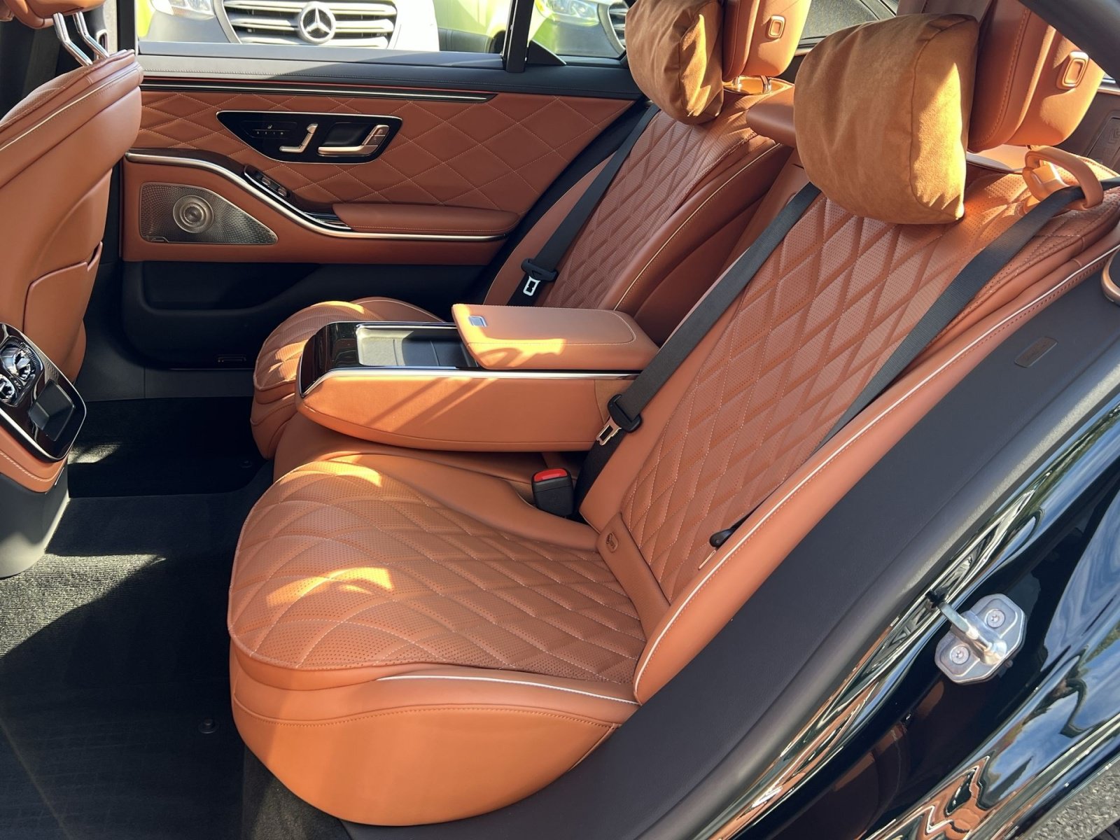 Used 2027 Mercedes-Benz S 500 4MATIC image 30