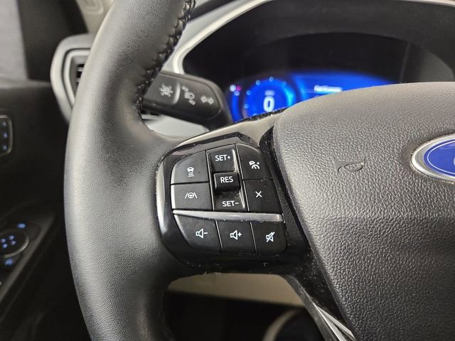 Used 2022 Ford Escape SEL w/ Technology Package image 22